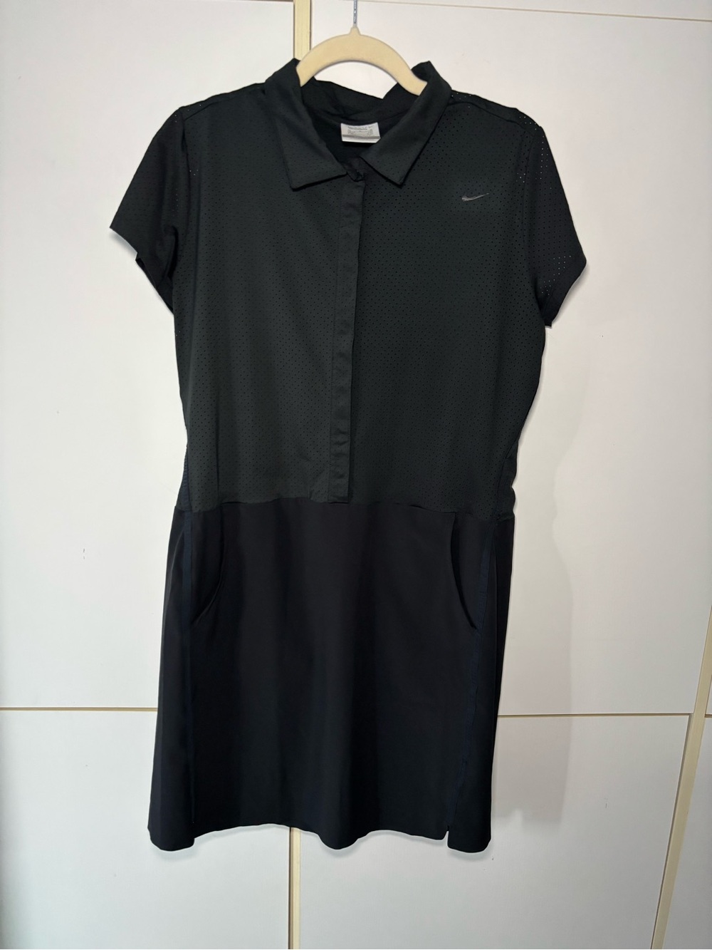 Nike Golf Dri-FIT Black Perforated Polo Dress Women 12 Athletic Tennisprep Sport - Picture 2 of 15